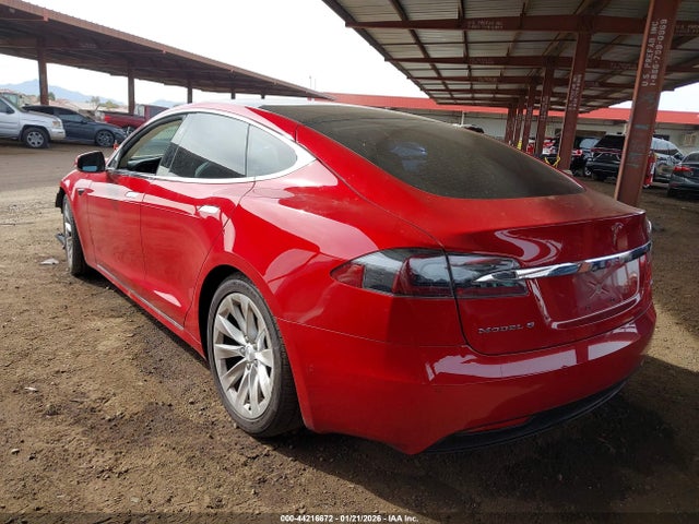 2018 TESLA MODEL S 5YJSA1E2XJF295598 Photo 2