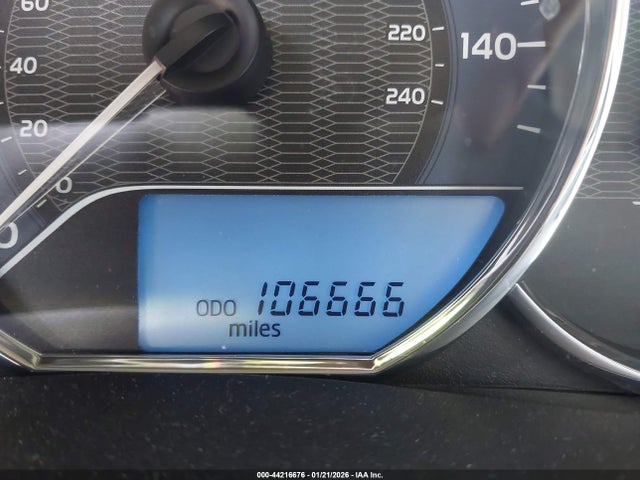 2T1BURHE6GC660691 Toyota COROLLA LE