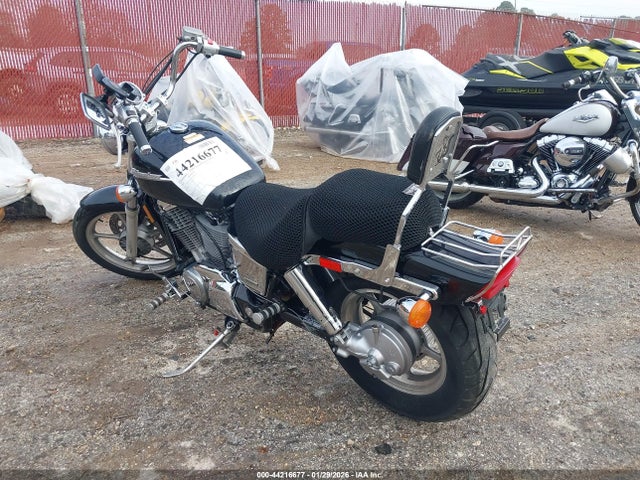 2007 HONDA VT1100 1HFSC18017A100810 Photo 2