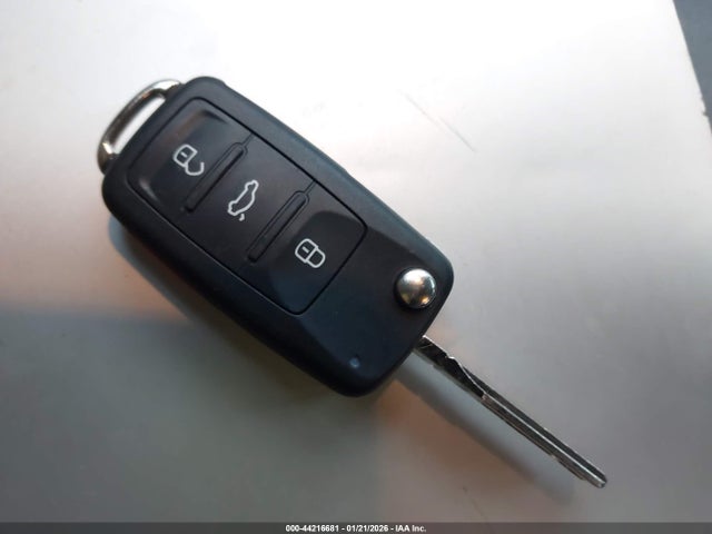 3VW2B7AJ6HM260069 Volkswagen Jetta 1.4t S