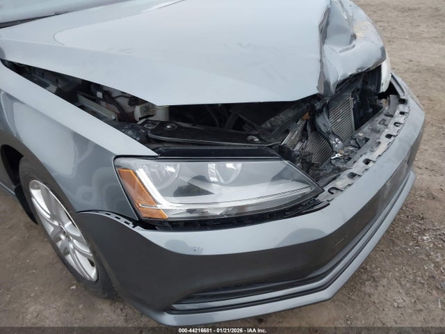 3VW2B7AJ6HM260069 Volkswagen Jetta 1.4t S