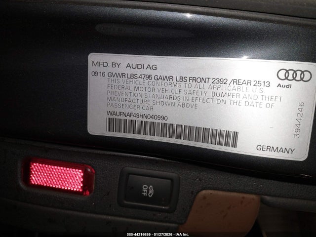 Продажа на аукционе авто 2017 Audi A4 2.0t Premium, vin: WAUFNAF49HN040990, номер лота: 44216699