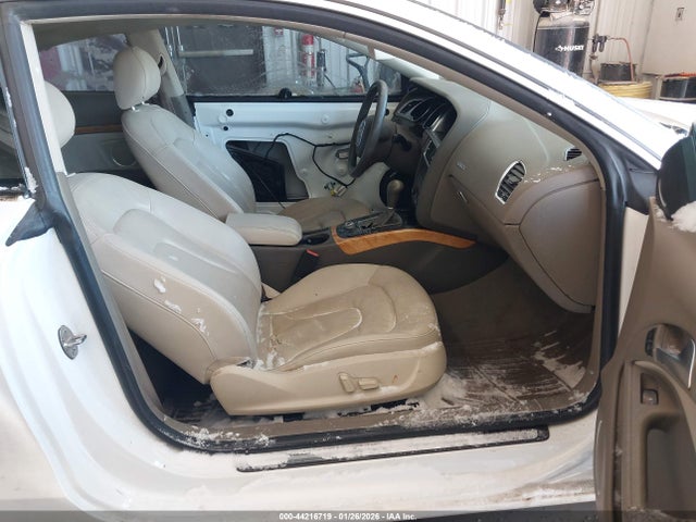 2009 AUDI A5 WAUDK78T19A050882 Photo 4