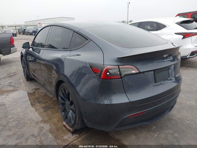 2022 TESLA MODEL Y 7SAYGDEF4NF468294 Photo 2