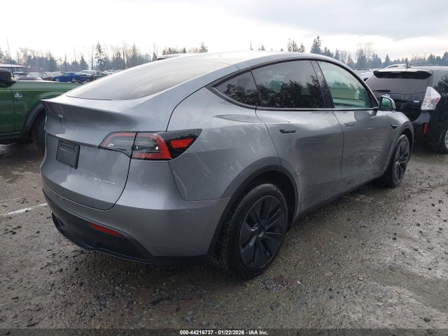 2024 TESLA MODEL Y 7SAYGDEE4RF178084 Photo 3