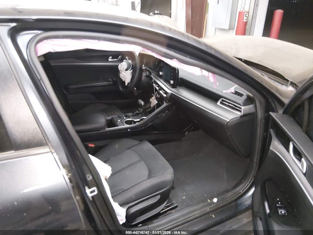 5XXG14J23NG116785 KIA K5 LXS