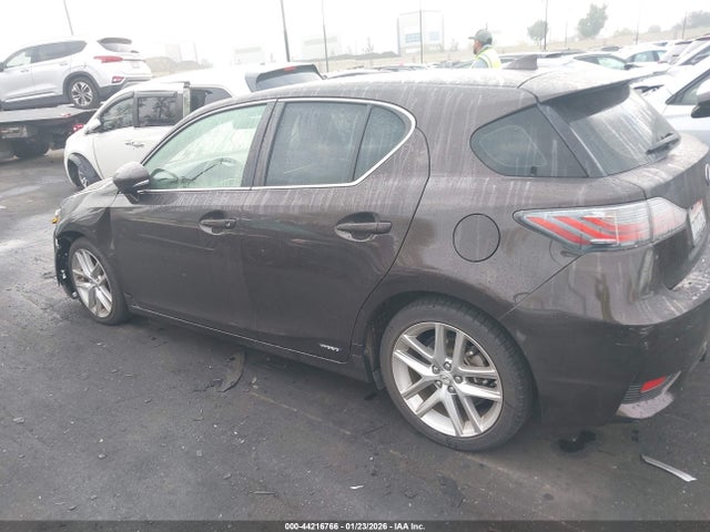 JTHKD5BH5G2271355 Lexus CT 200H