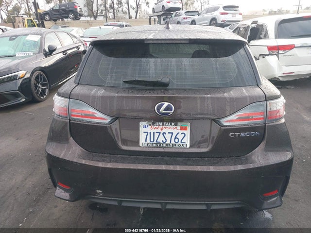 JTHKD5BH5G2271355 Lexus CT 200H