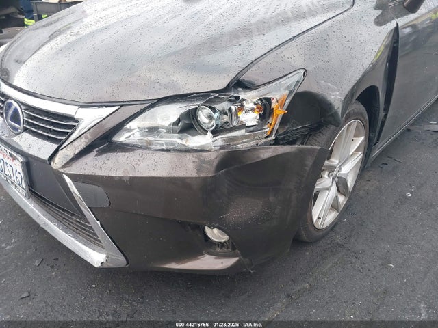 JTHKD5BH5G2271355 Lexus CT 200H
