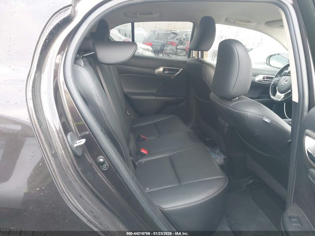 JTHKD5BH5G2271355 Lexus CT 200H