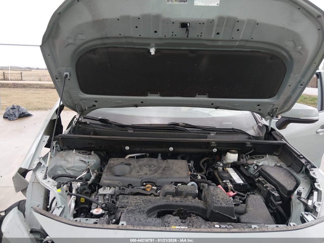 2T3W1RFV9NW226023 Toyota Rav4 Xle
