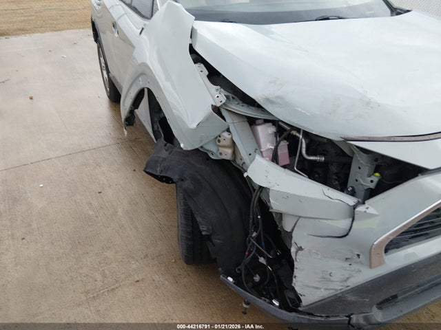 2T3W1RFV9NW226023 Toyota Rav4 Xle