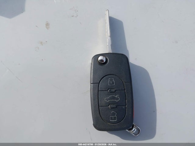 2001 VOLKSWAGEN NEW BEETLE 3VWCT21C61M412685 Photo 10