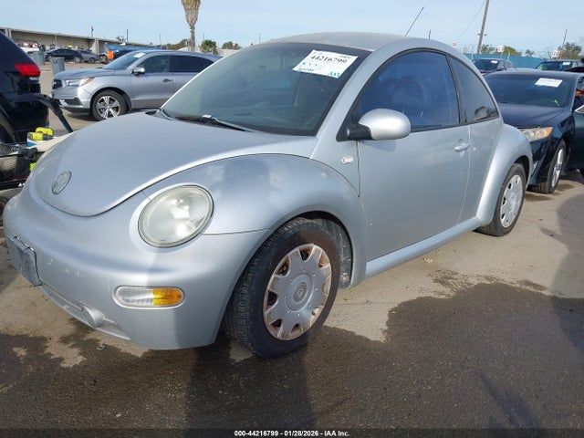 2001 VOLKSWAGEN NEW BEETLE 3VWCT21C61M412685 Photo 1