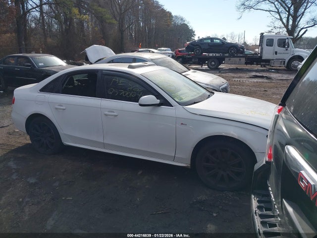 2012 AUDI A4 WAUFFAFL7CN000663 Photo 0