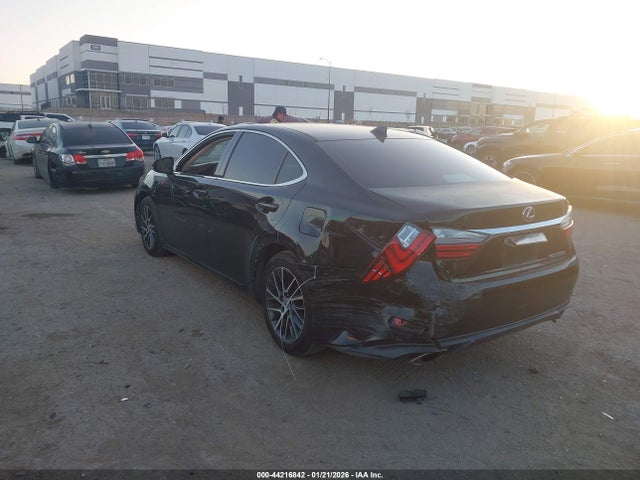 44216842 :رقم المزاد ، 58ABK1GG6GU019316 vin ، 2016 Lexus Es 350 مزاد بيع