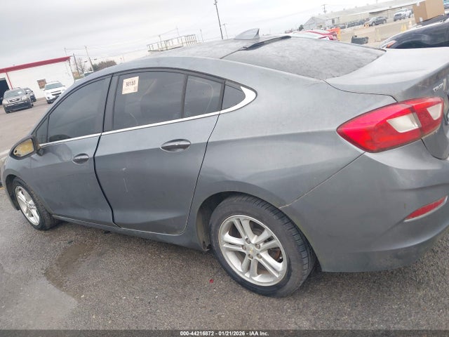 1G1BE5SM1J7245687 Chevrolet Cruze Lt Auto