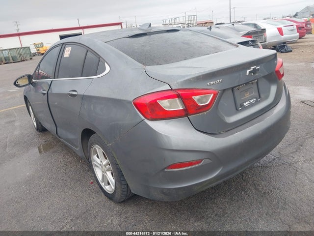 1G1BE5SM1J7245687 Chevrolet Cruze Lt Auto