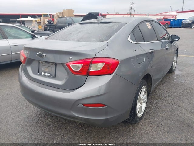 1G1BE5SM1J7245687 Chevrolet Cruze Lt Auto