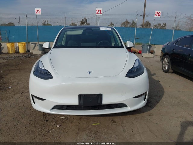 2024 Tesla Model Y Rwd მანქანა იყიდება აუქციონზე, vin: 7SAYGDED9RF085312, აუქციონის ნომერი: 44216874