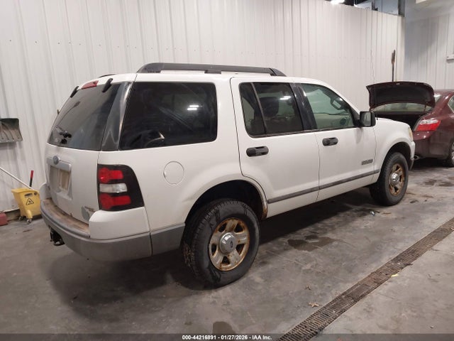 2006 FORD EXPLORER 1FMEU72E76UB03733 Photo 3