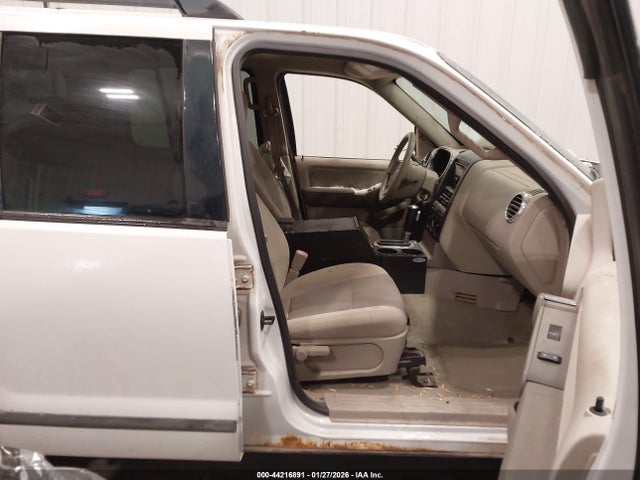 2006 FORD EXPLORER 1FMEU72E76UB03733 Photo 4