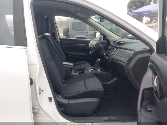 JN8AT2MV1HW007534 Nissan ROGUE S