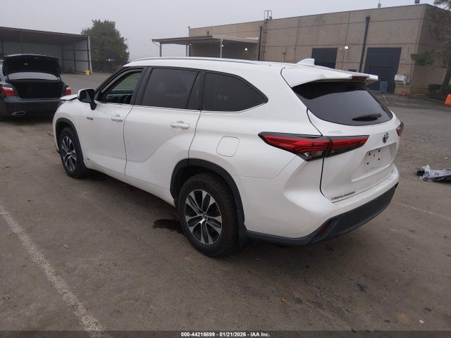 Toyota Highlander Hybrid Xle 2020 5TDHBRCH2LS506854 Image 3