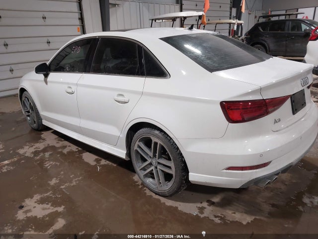2019 AUDI A3 WAUGUGFF0K1011243 Photo 2