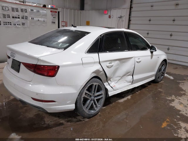 2019 AUDI A3 WAUGUGFF0K1011243 Photo 3