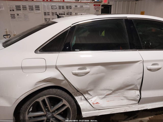 2019 AUDI A3 WAUGUGFF0K1011243 Photo 5
