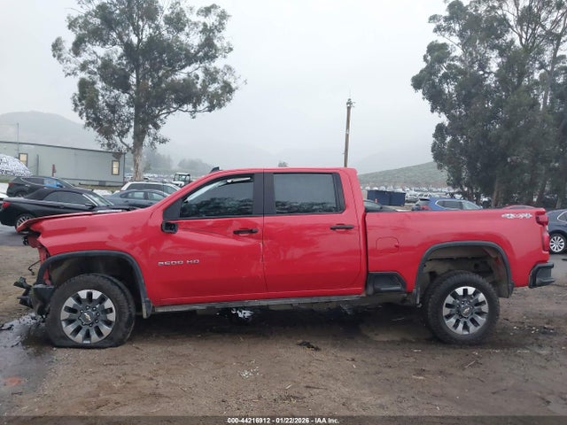 2GC4YMEY3P1732587 Chevrolet Silverado 2500hd 4wd Standard Bed Custom