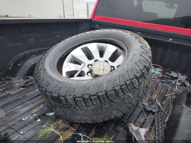 2GC4YMEY3P1732587 Chevrolet Silverado 2500hd 4wd Standard Bed Custom
