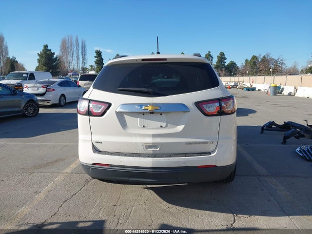 1GNKVHKD8FJ116100 Chevrolet Traverse 2lt