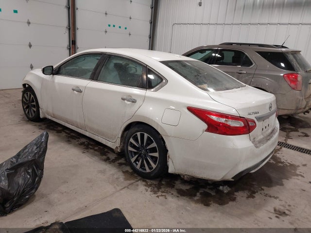 1N4AL3AP6HC119714 Nissan Altima 2.5 Sl