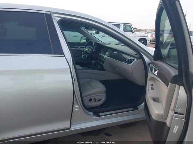KMHGN4JE6FU040128 Hyundai Genesis 3.8