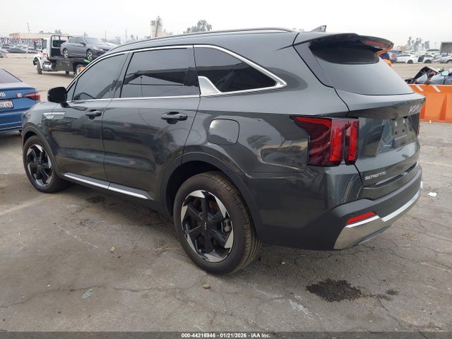2025 KIA SORENTO PLUG-IN HYBRID KNDRJDJH8S5322780 Photo 2