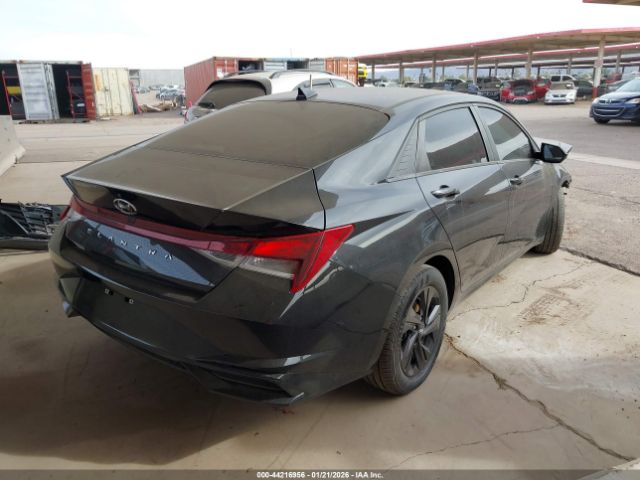 2021 HYUNDAI ELANTRA 5NPLM4AG5MH052382 Photo 3