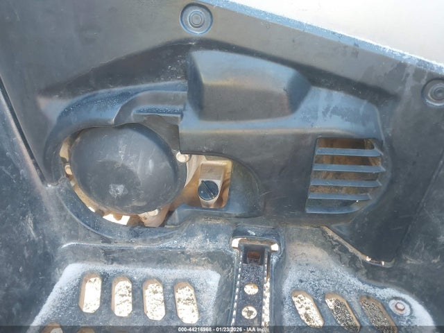 44216968 :رقم المزاد ، 5SADW21H0N7100584 vin ، 2022 Suzuki Lt-a500 Xpz مزاد بيع