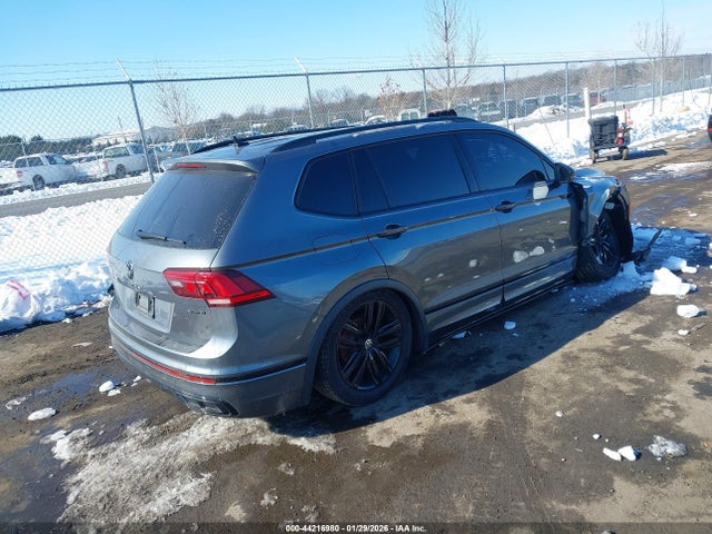 Продажа на аукционе авто 2022 Volkswagen Tiguan 2.0t Se R-line Black, vin: 3VV8B7AX9NM172907, номер лота: 44216980