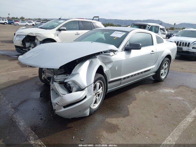 2008 FORD MUSTANG 1ZVHT80N785152731 Photo 1