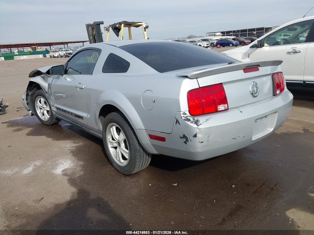 2008 FORD MUSTANG 1ZVHT80N785152731 Photo 2