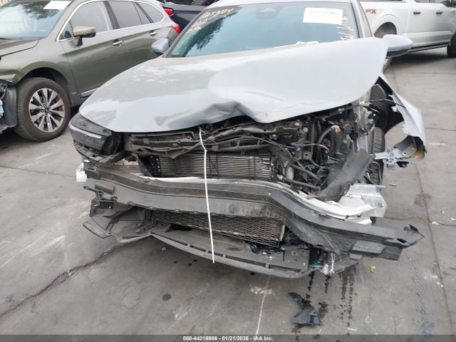 1HGCY2F81PA034565 Honda Accord Hybrid Touring