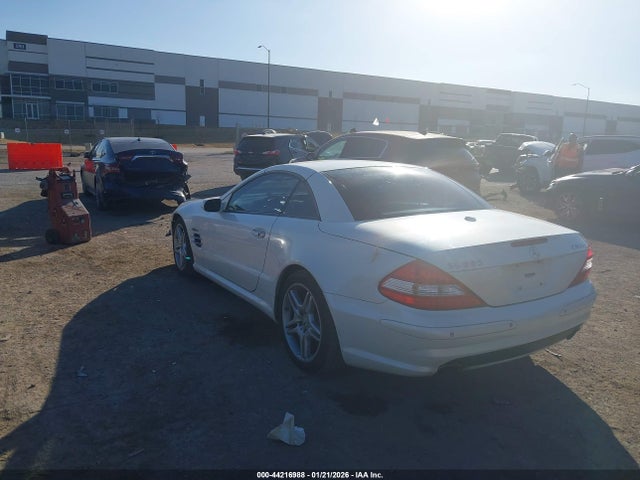 2007 MERCEDES-BENZ SL 550 WDBSK71F07F133913 Photo 2
