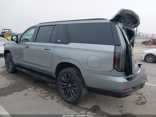 2025 CADILLAC ESCALADE ESV 1GYS9NRL9SR110028 Photo 2