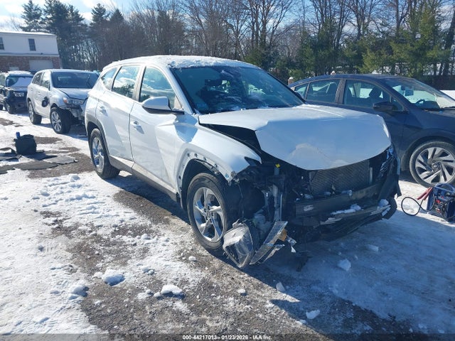 Продажа на аукционе авто 2022 Hyundai Tucson Se, vin: 5NMJA3AE0NH025257, номер лота: 44217013
