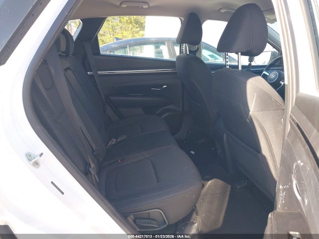 Продажа на аукционе авто 2022 Hyundai Tucson Se, vin: 5NMJA3AE0NH025257, номер лота: 44217013