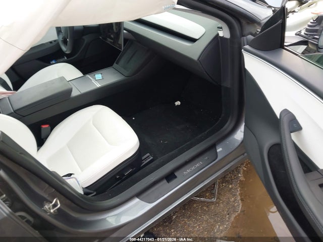 2024 TESLA MODEL 3 5YJ3E1EA5RF861047 Photo 4