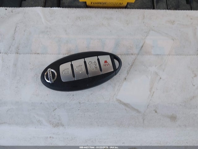 5N1AT2MV5GC850417 Nissan Rogue Sl