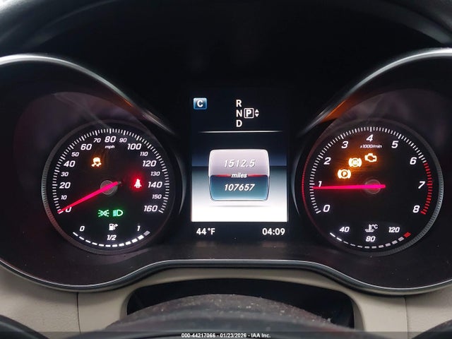 44217066 :رقم المزاد ، 55SWF4JB2FU067031 vin ، 2015 Mercedes-benz C 300 مزاد بيع